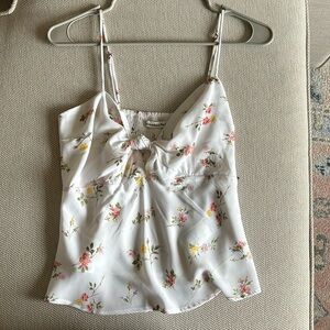 Abercrombie & Fitch tank top. Size M. Only worn once! In great condition